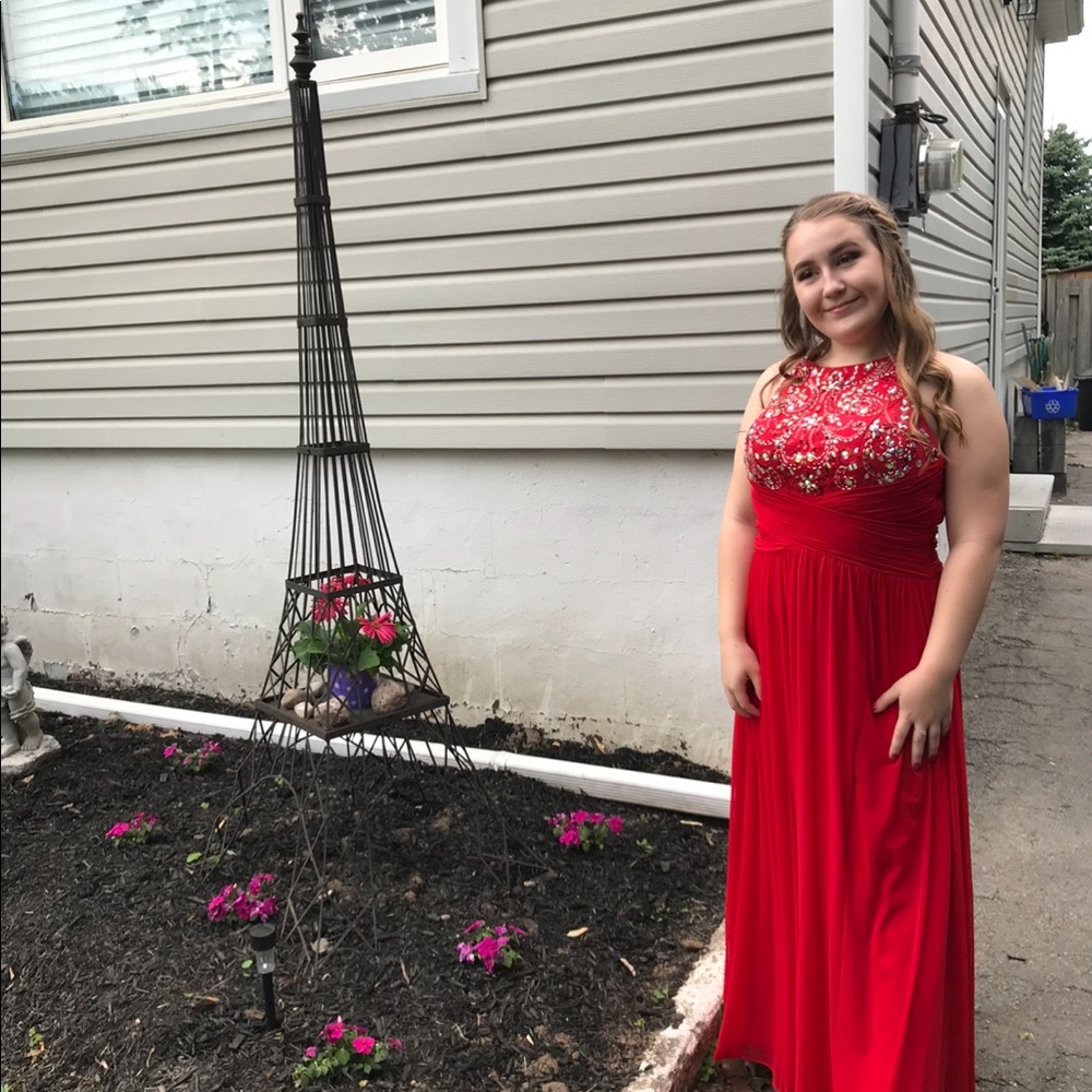 Prom dress - Picture 2 of 2